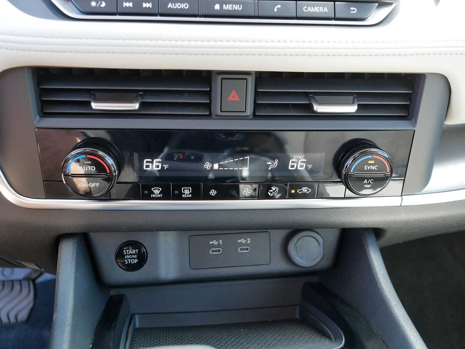 2025 Nissan Rogue SV - Photo 23