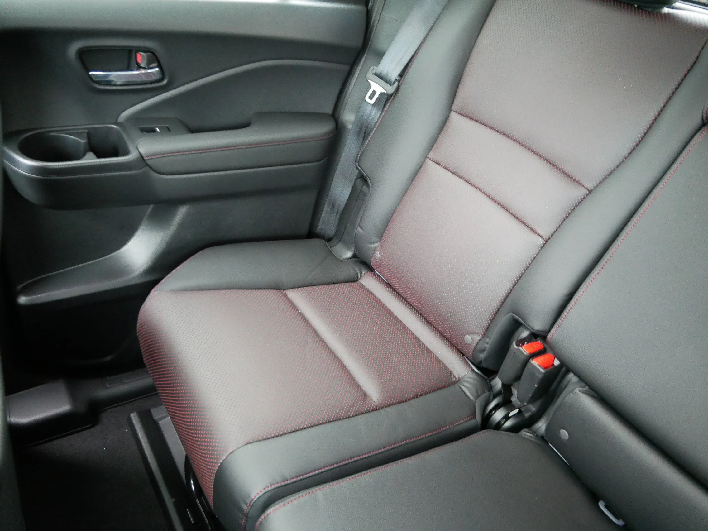 New 2026 Sonic Gray Pearl Honda Black Edition Two-Tone image 12