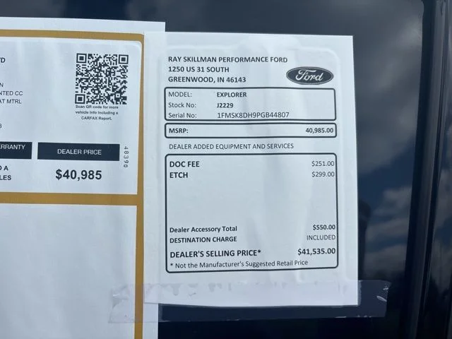 Certified Used 2023 Jewel Red Metallic Tinted Clearcoat Ford XLT image 3