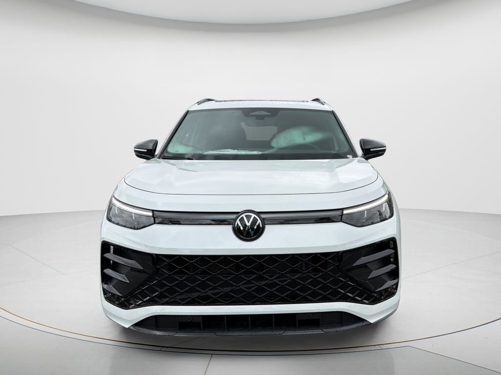 New 2026 Opal White Pearl Volkswagen 2.0T SE R-Line Black image 2