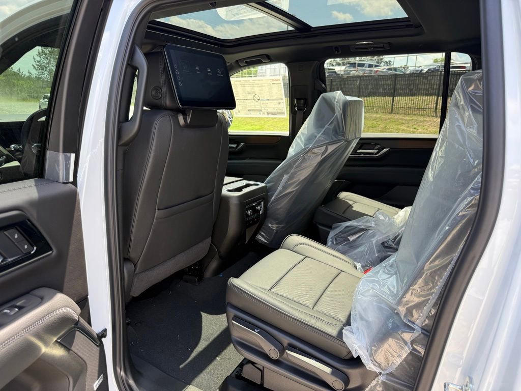 2026 GMC Yukon XL Denali - Photo 23