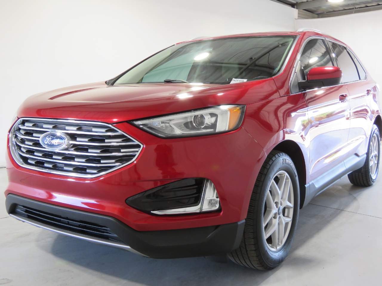 2021 Ford Edge