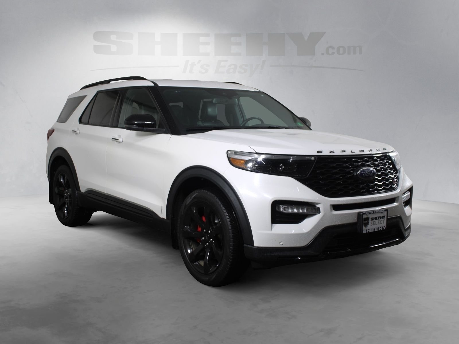 Used 2023 White Ford ST image 2