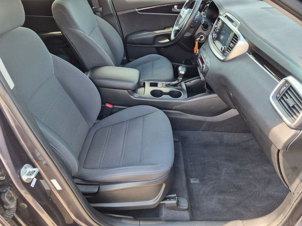 2019 Kia Sorento LX - Photo 30