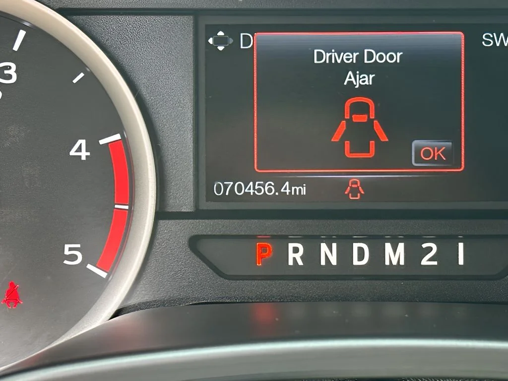 Used 2019 Oxford White Ford XLT image 29