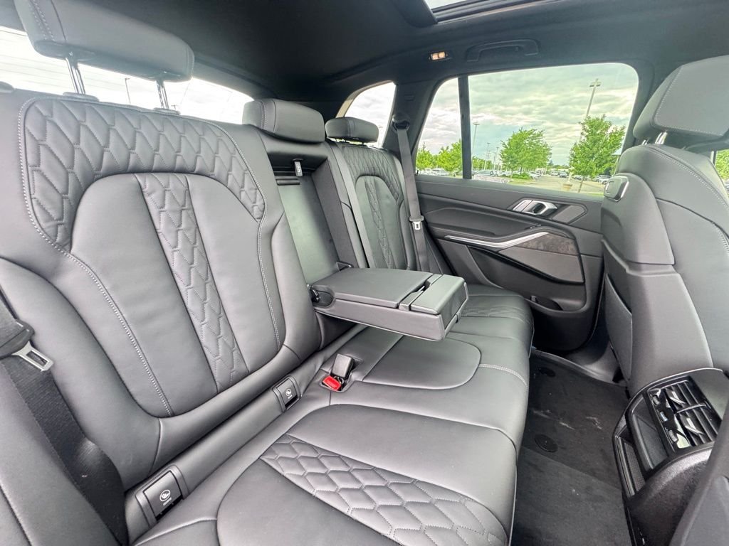 2026 BMW X5 50e - Photo 22