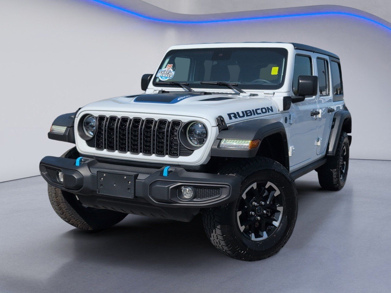 Used 2024 White Jeep Rubicon 4xe image 2