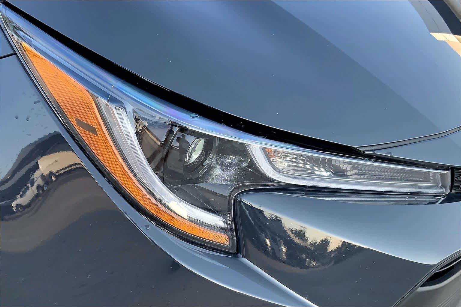 Used 2025 Underground Toyota LE image 28