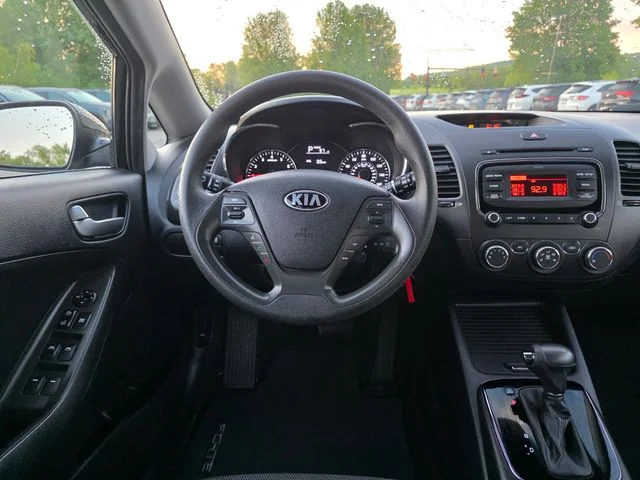 Used 2018 Aurora Black Kia LX image 19