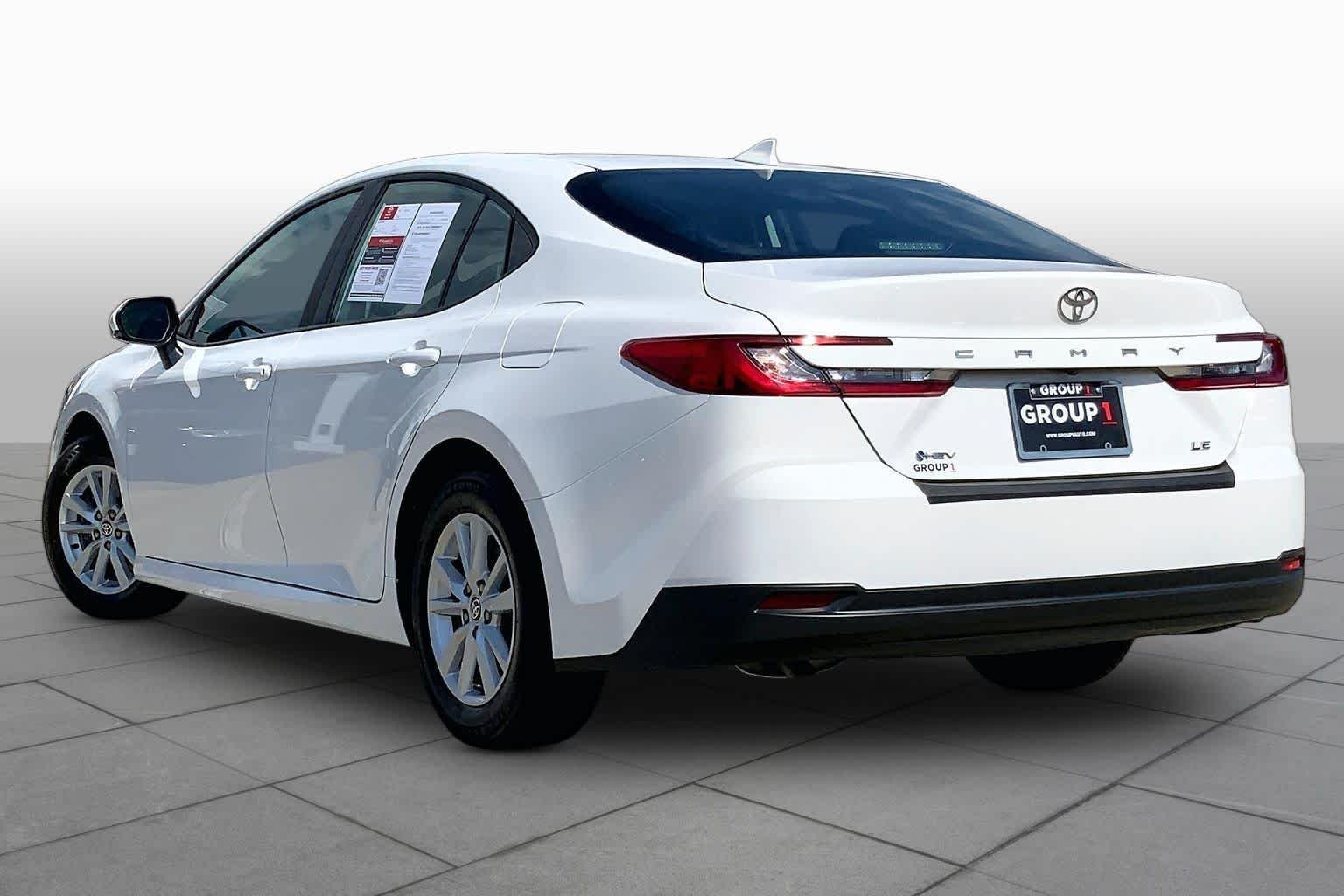 Used 2025 Ice Cap Toyota LE image 12
