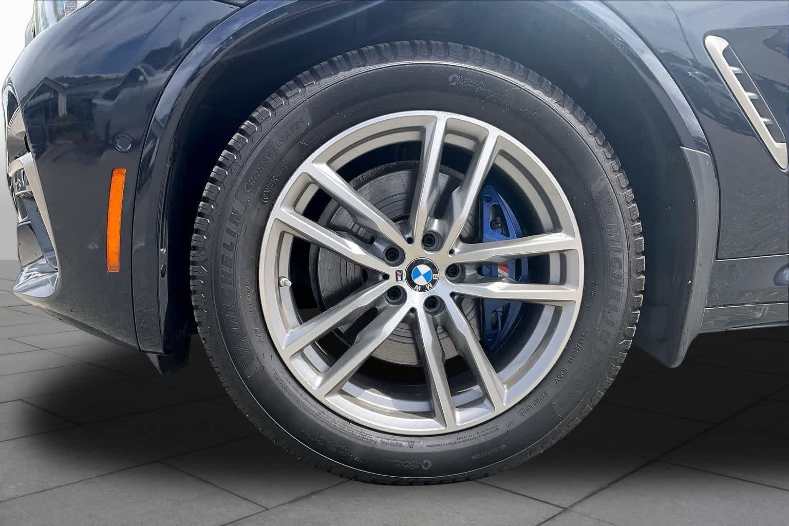 Used 2018 Carbon Black Metallic BMW M40i image 10