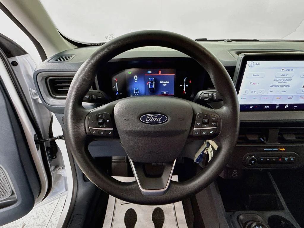 Certified Used 2025 Oxford White Ford XL image 15