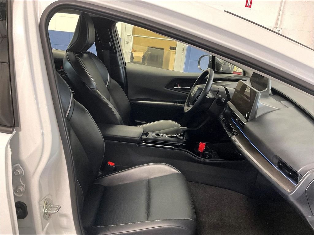 Used 2024 Beige Toyota XLE image 11