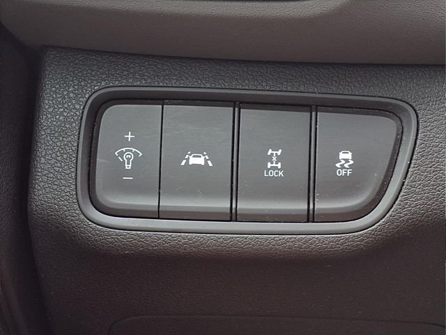 2020 Hyundai Santa Fe SE - Photo 24