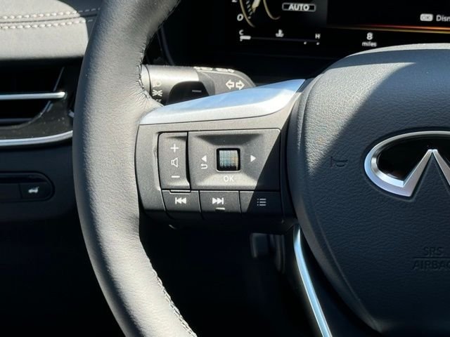 New 2027 MINERAL BLACK INFINITI Luxe AWD image 27