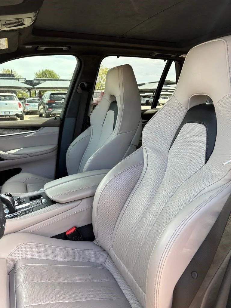 Used 2018 Black BMW Base image 10