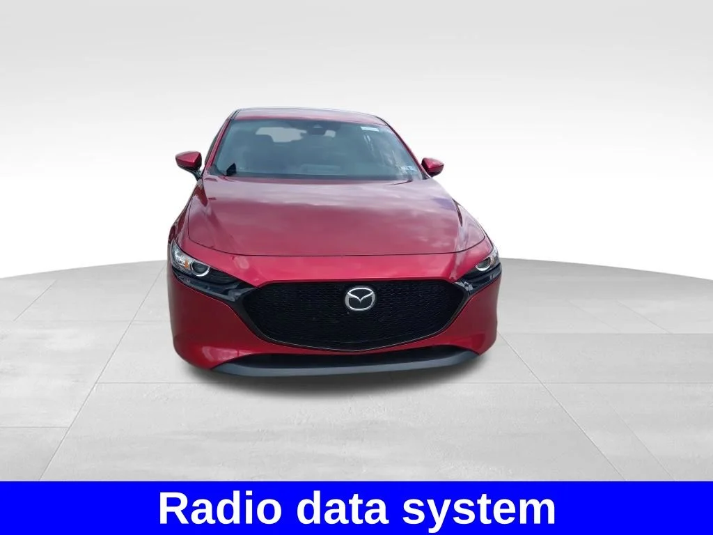 Used 2021 Red Mazda Select image 3