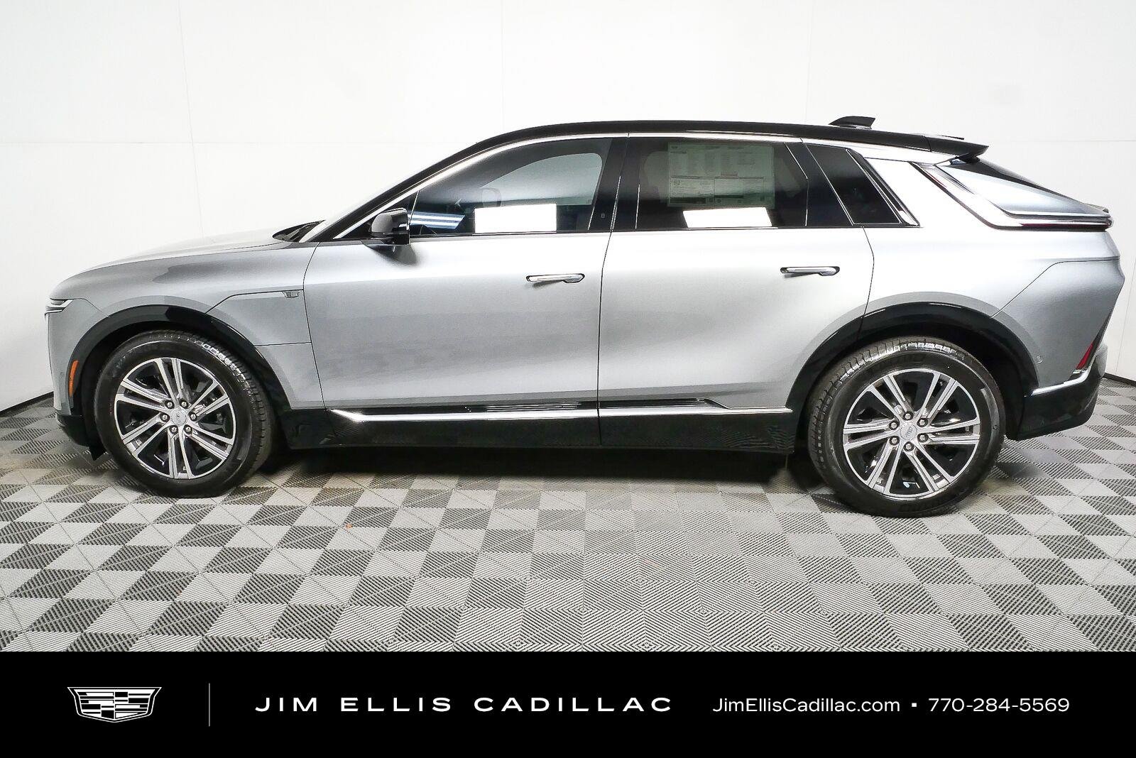 New 2027 Argent Silver Metallic Cadillac Luxury image 31