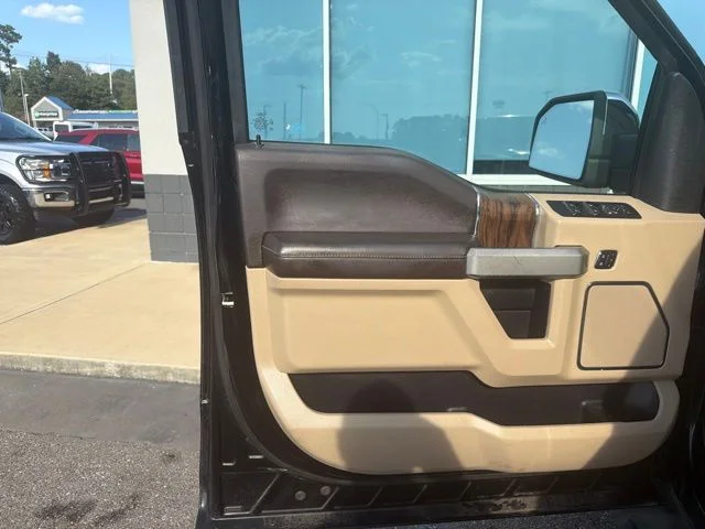 Used 2018 Black Ford Lariat image 9