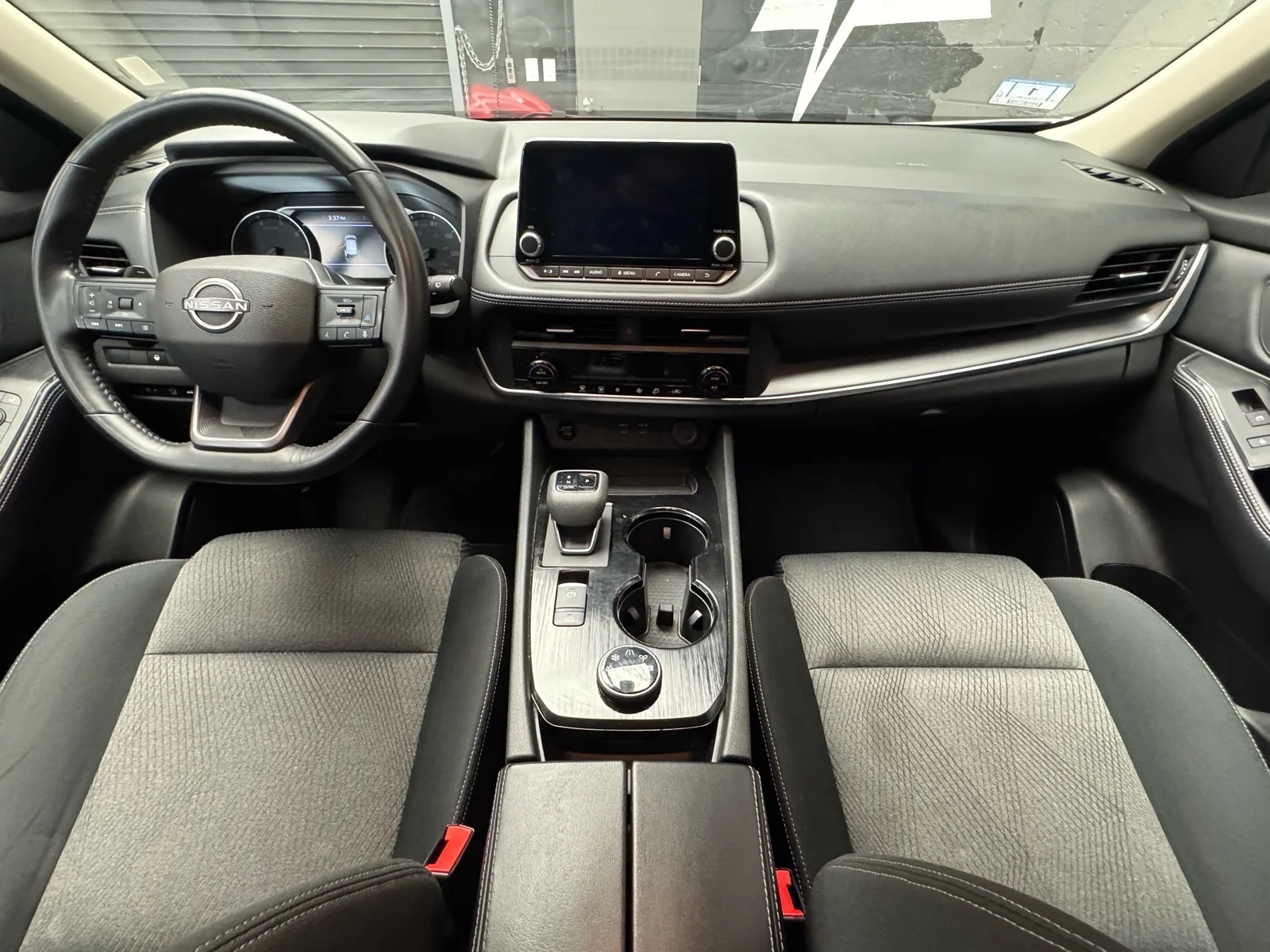 Used 2025 Everest White Pearl (qbe) Nissan SV image 20