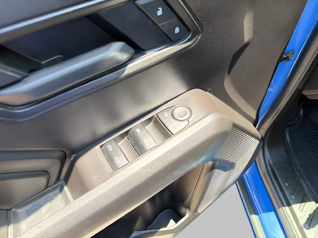 Used 2025 Blue Chevrolet Trail Boss image 21