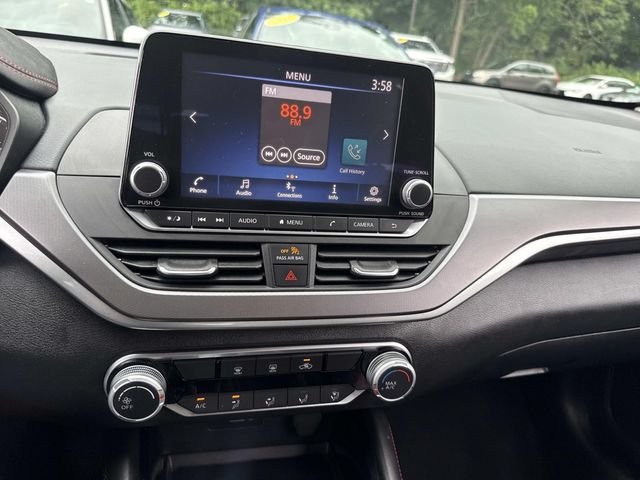 Used 2024 Super Black Nissan 2.5 SR image 24