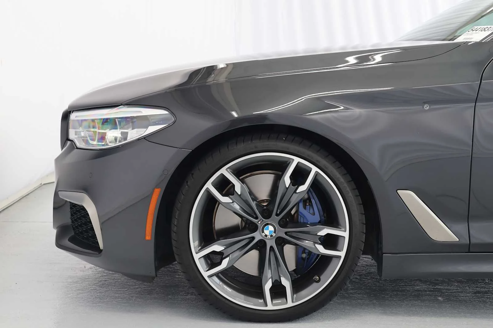 Used 2020 Dark Graphite Metallic BMW M550i xDrive image 11