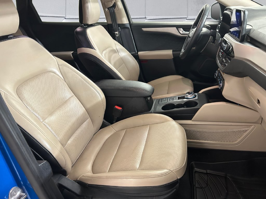 Used 2020 Blue Ford SEL image 13