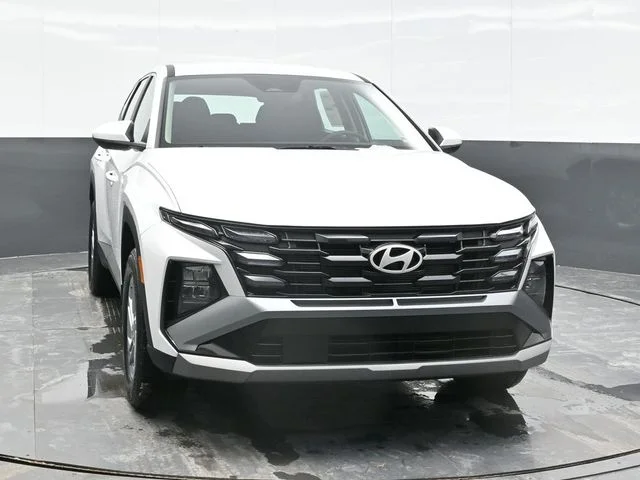 New 2026 White Hyundai SE image 6