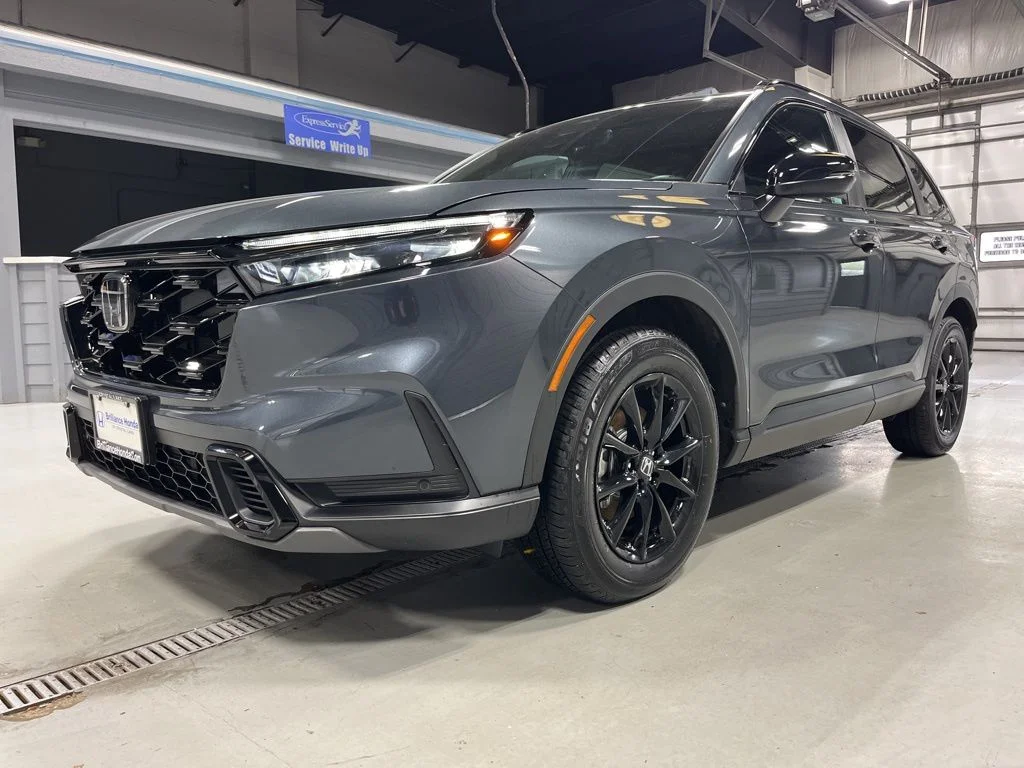 Used 2026 Meteorite Gray Metallic Honda Sport-L image 3