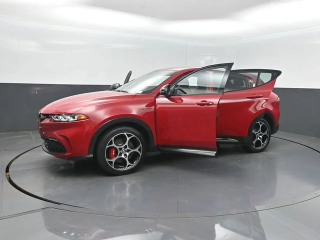 Used 2024 Red Alfa Romeo Veloce image 35
