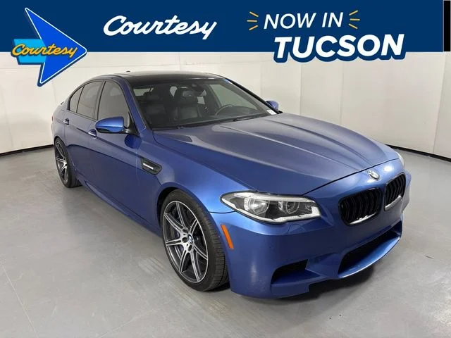 Used 2014 Blue BMW Base image 1