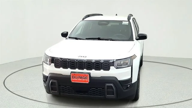 New 2026 Bright White Clear-Coat Exterior Paint Jeep Laredo image 3