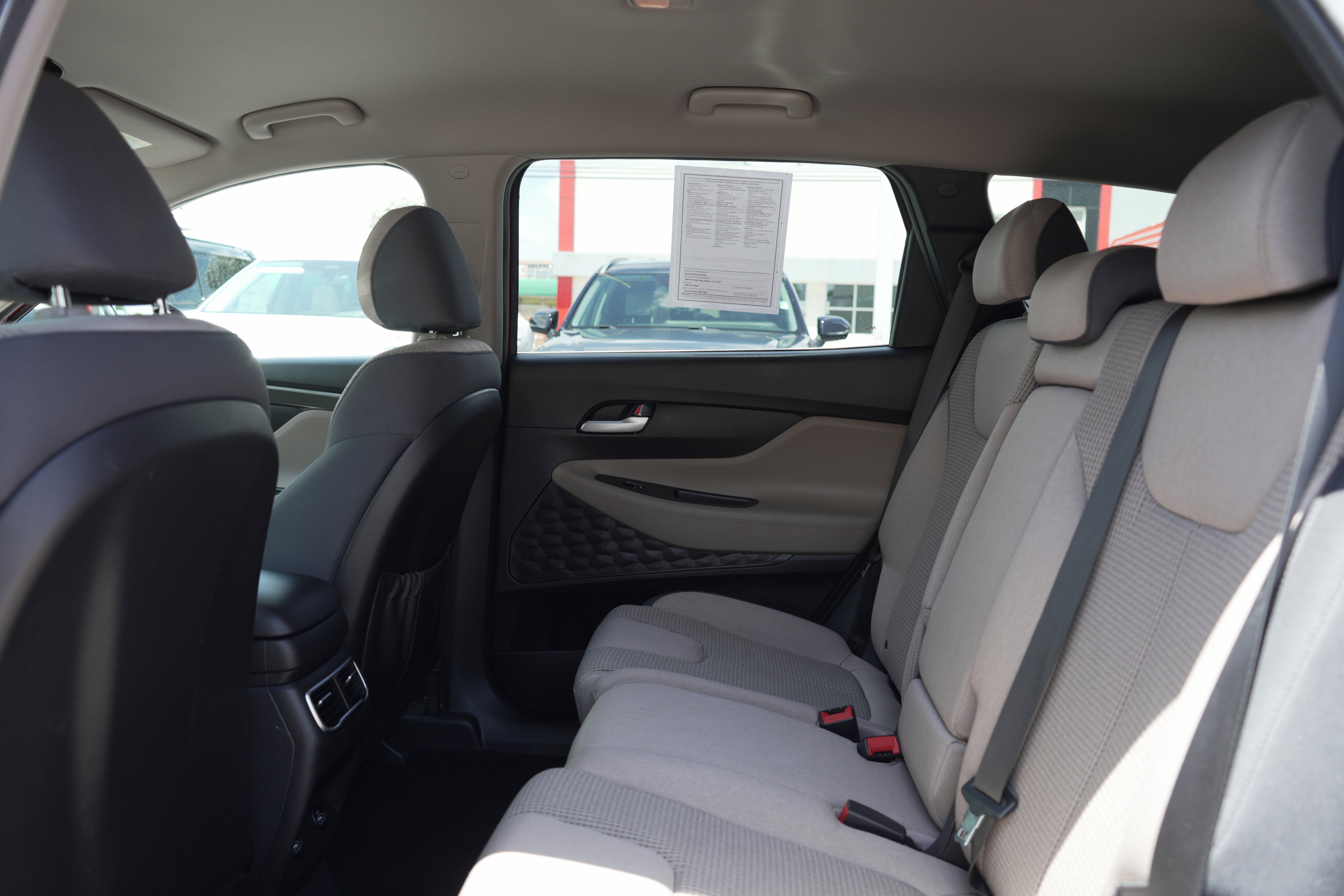 Used 2023 Calypso Red Hyundai SE image 17