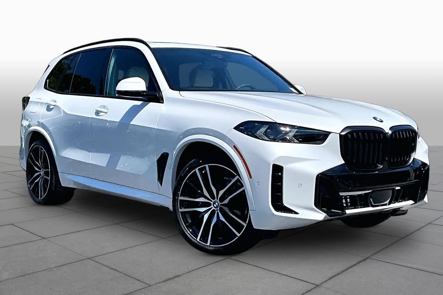 New 2026 Mineral White Metallic BMW xDrive40i image 2