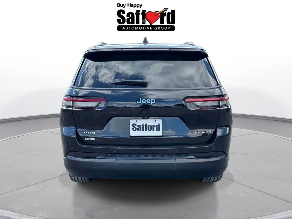 Used 2021 Black Jeep Laredo image 6