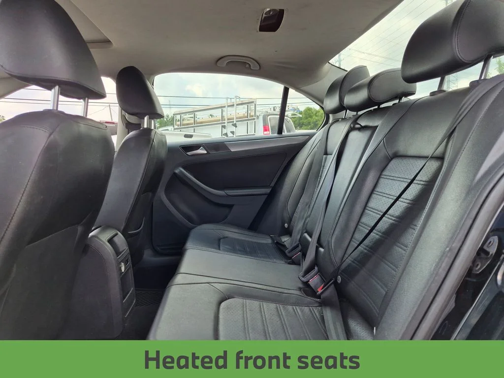 Used 2013 Black Volkswagen SEL image 27