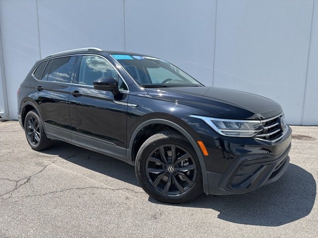 Certified 2024 Volkswagen Tiguan SE with VIN 3VVMB7AX9RM112257 for sale in Kansas City