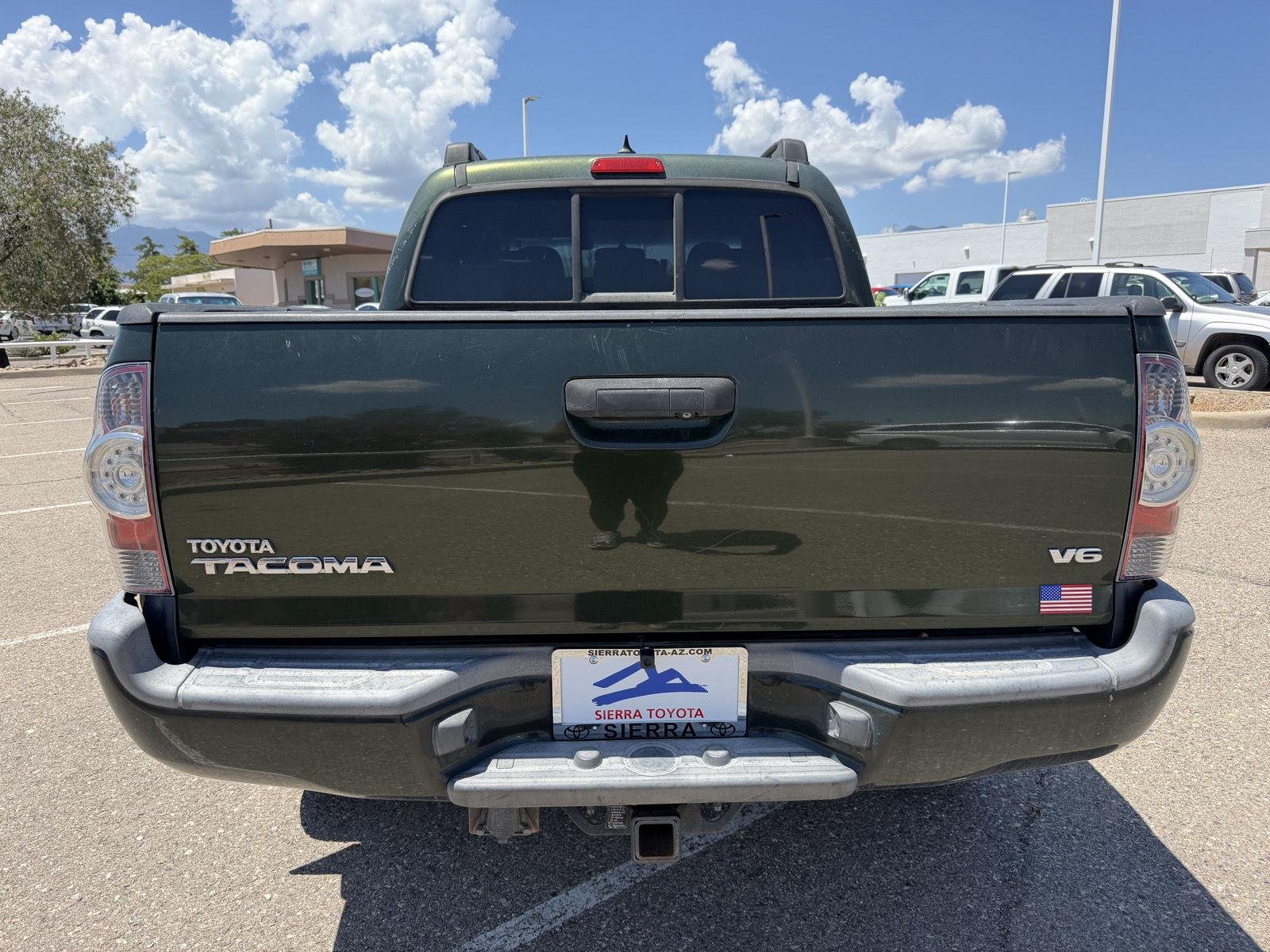 Used 2012 Spruce Mica Toyota Base image 4
