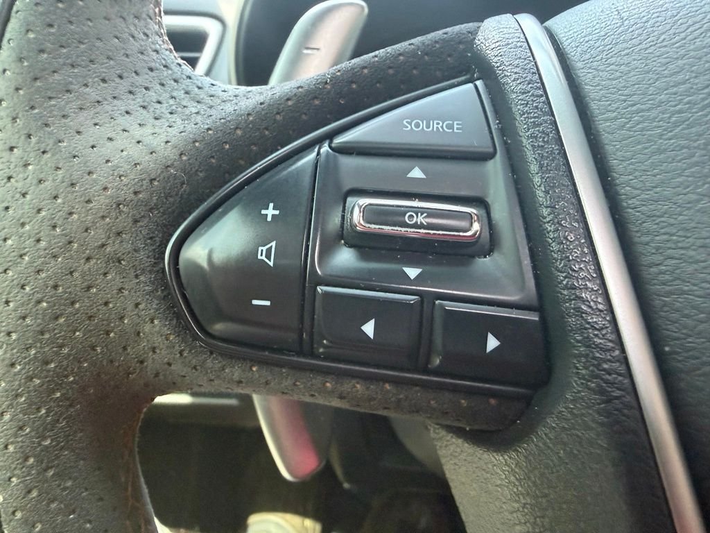 Used 2019 Gray Nissan SR image 18