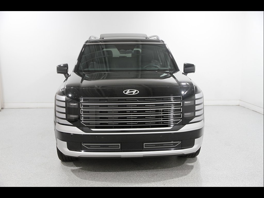 Used 2026 Abyss Black Pearl Hyundai Calligraphy image 2