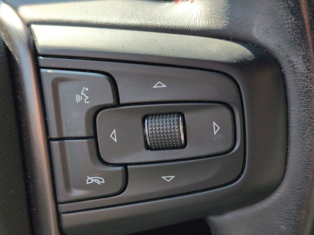 Used 2023 Silver GMC AT4X image 18