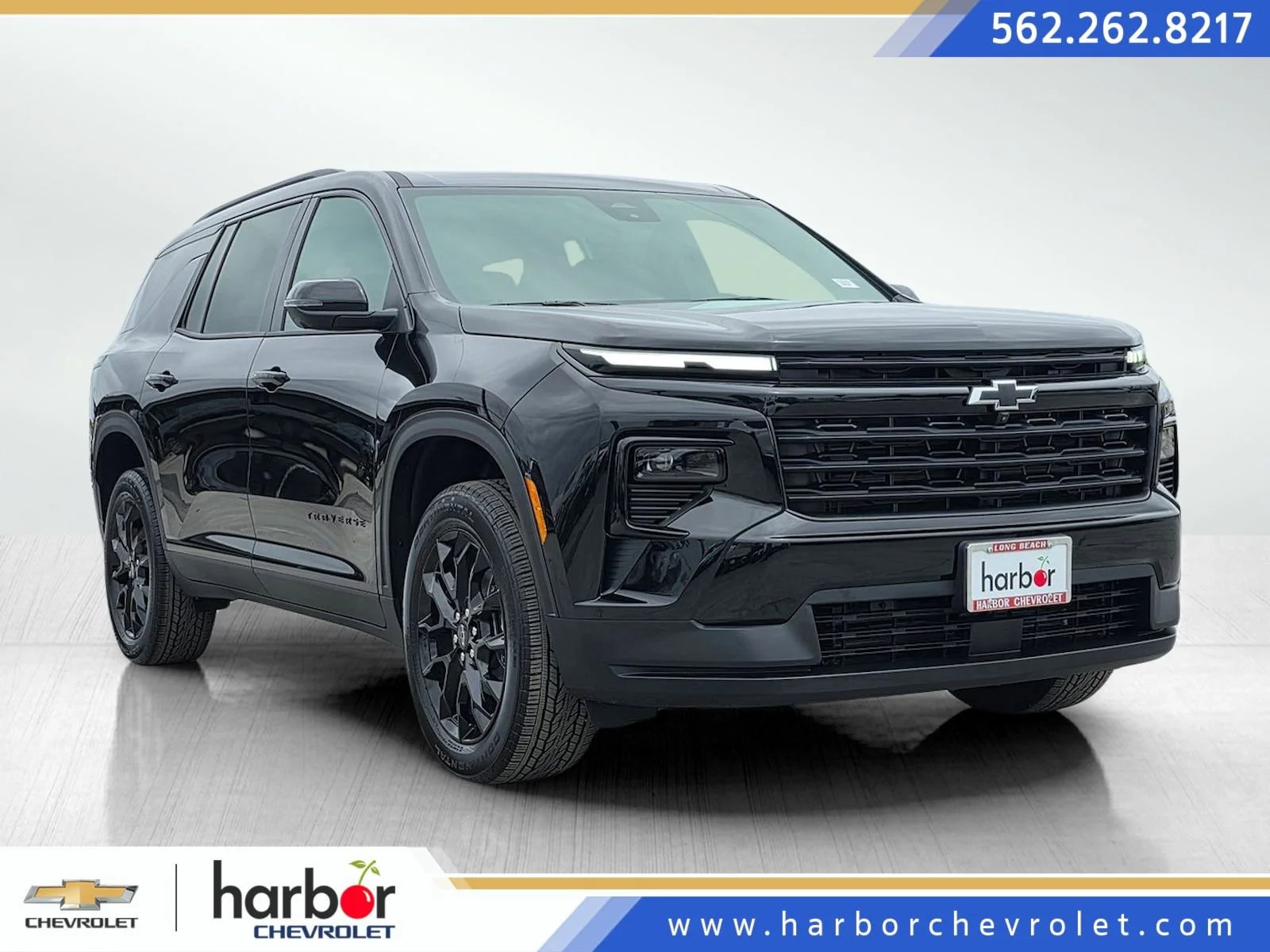 2026 Chevrolet Traverse FWD LT's photo