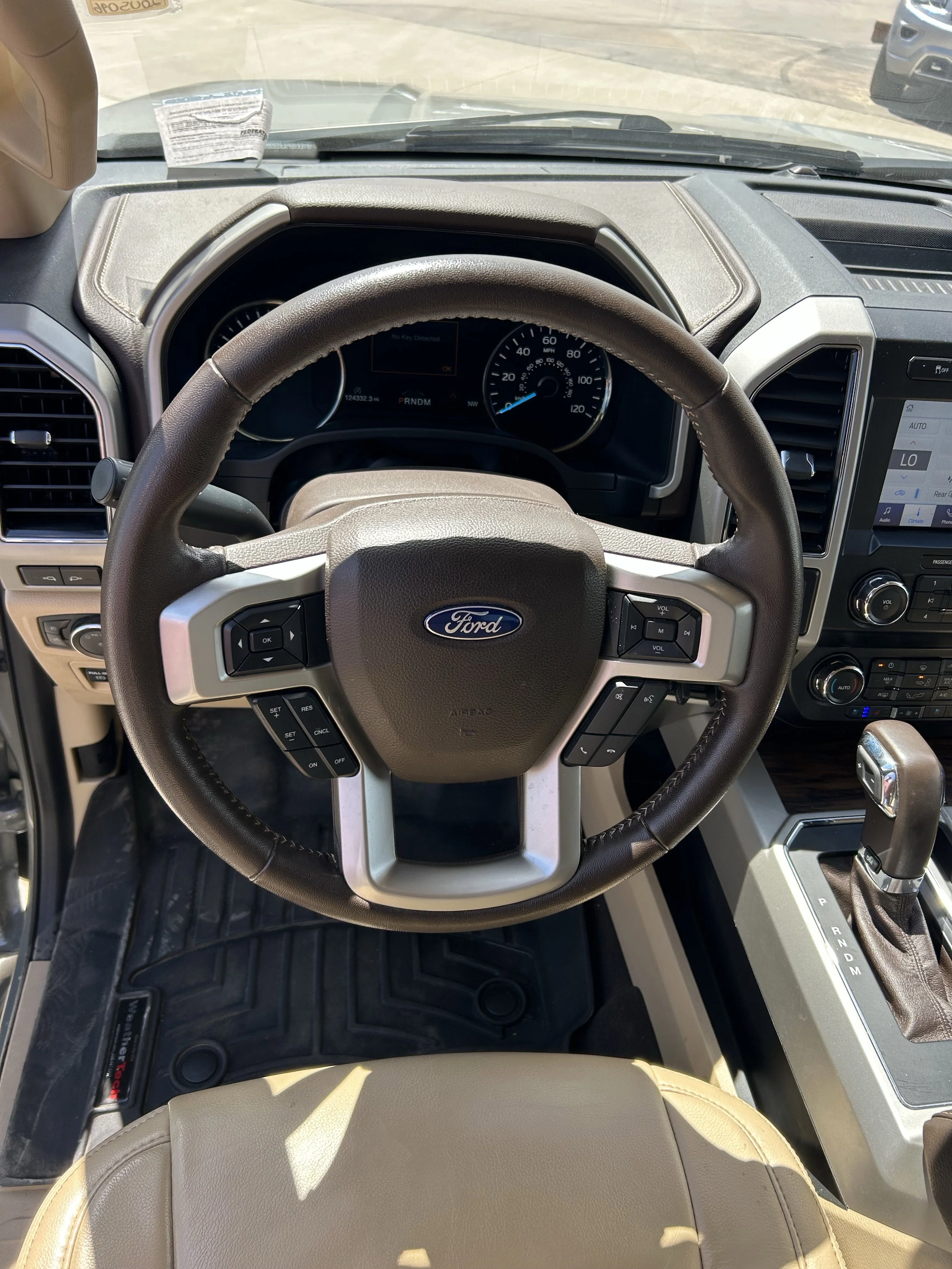 Used 2020 Gray Ford LARIAT image 11