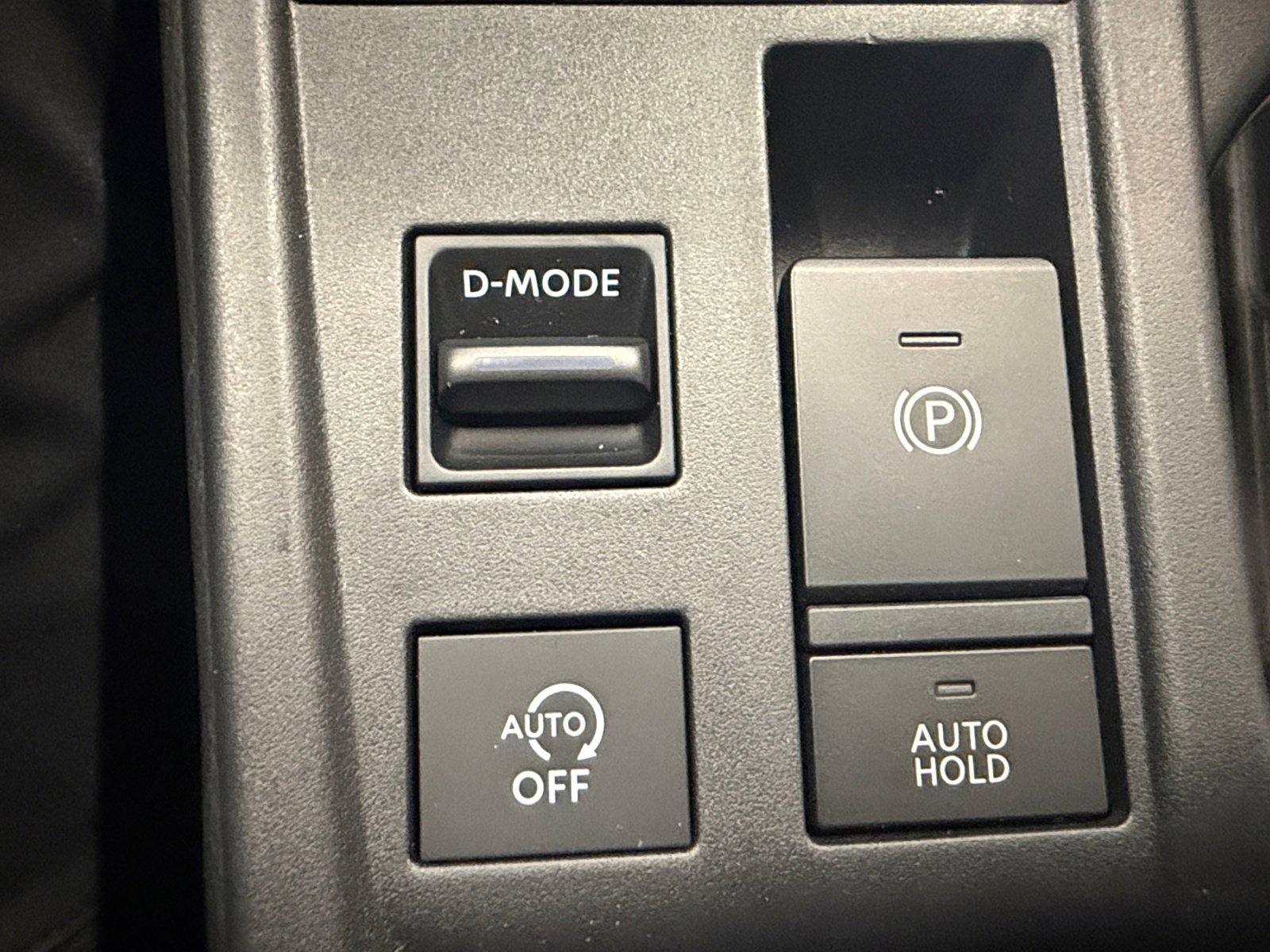 2026 Nissan Sentra SR - Photo 40