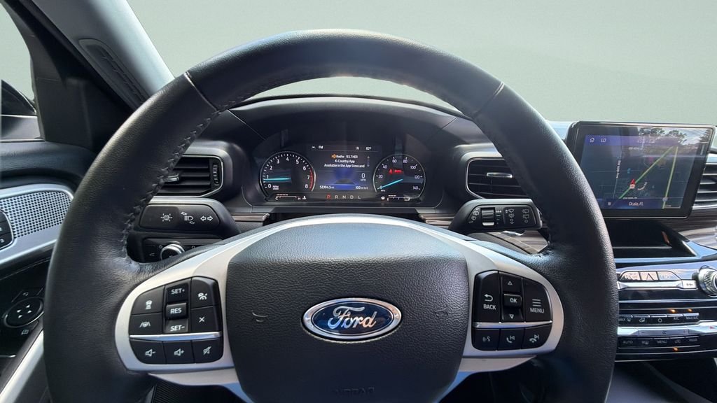 Used 2023 Blue Ford Limited image 31