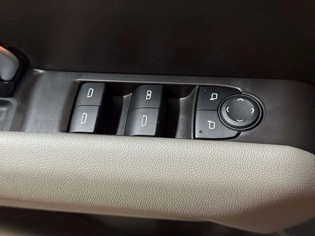 Used 2024 Black Chevrolet ZR2 image 19