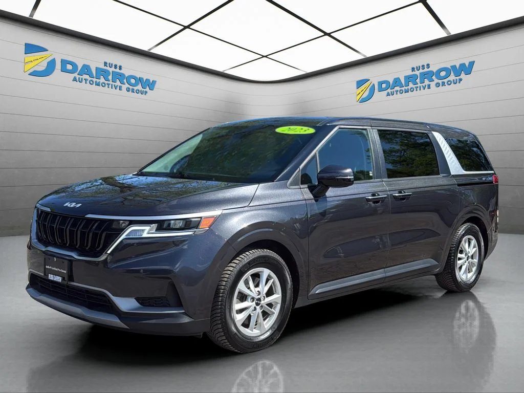 2023 Kia Sedona LX Seat Pkg's photo