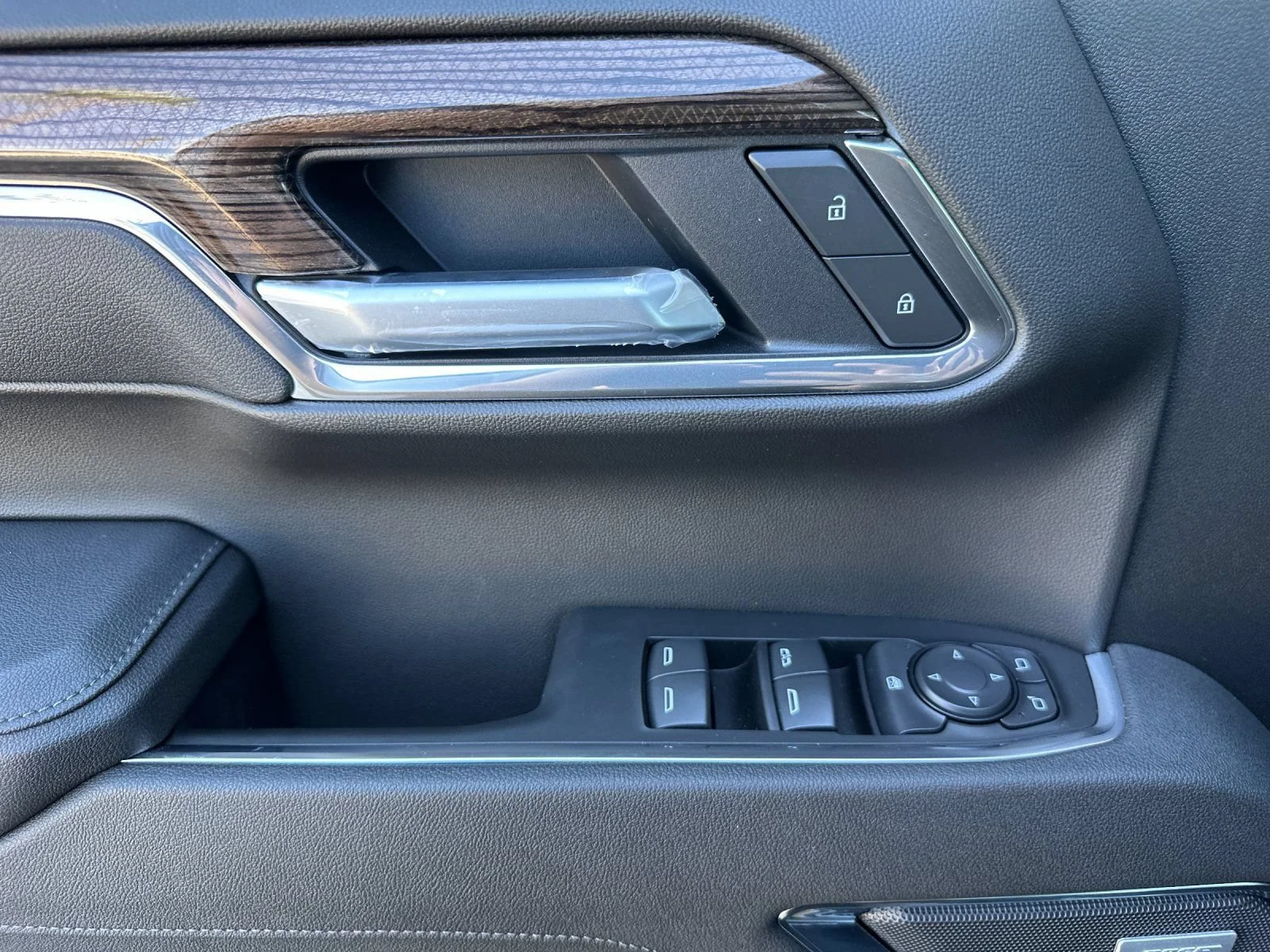 2026 Chevrolet Silverado 1500 LT Trail Boss - Photo 11