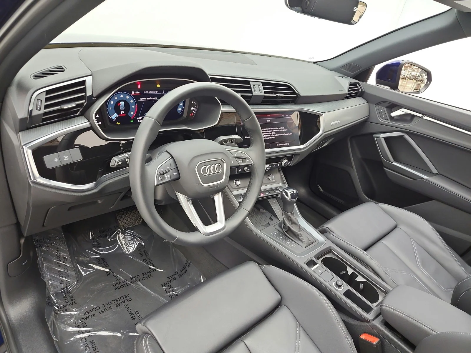 Used 2025 Navarra Blue Metallic Audi S line Premium image 13
